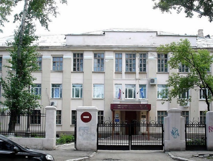 «Липовыми» дипломами торговали директор колледжа и ее заместитель на Ставрополье