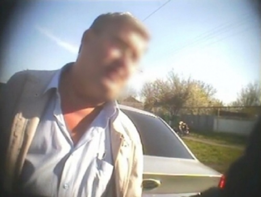 Ушлый мастер ставропольских «Электросетей» обманул женщину на 20 тысяч рублей