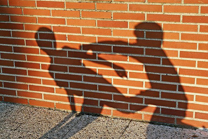 Школьница «натравила» родственников на обидевшего ее одноклассника