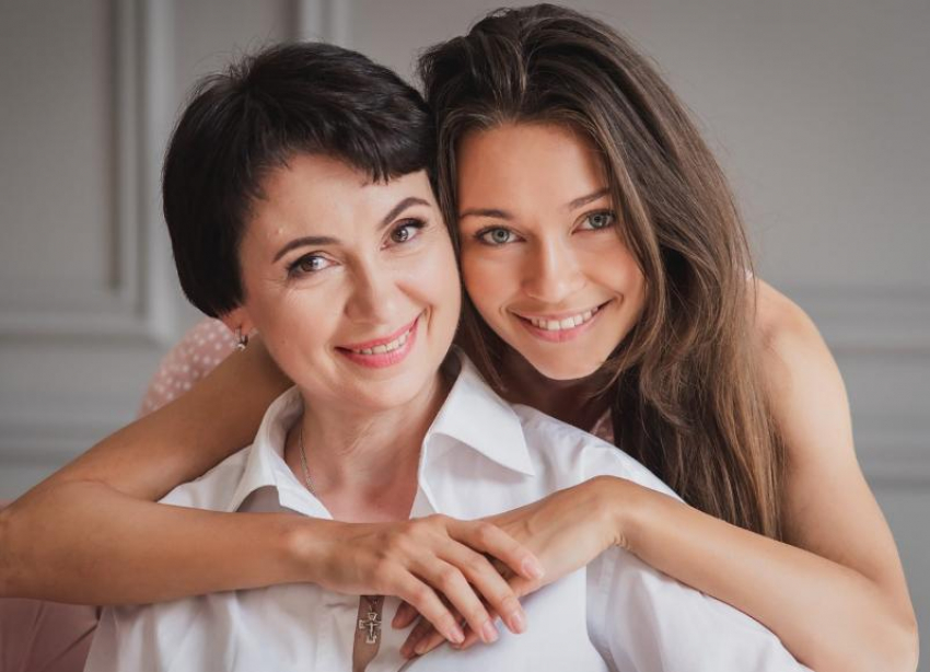 Публикуем первых участников конкурса «Моя мама — лучшая на свете»