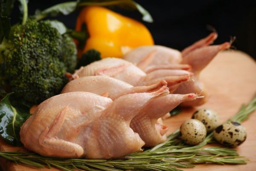 Около 48 килограммов мяса птицы запретили к продаже на Ставрополье