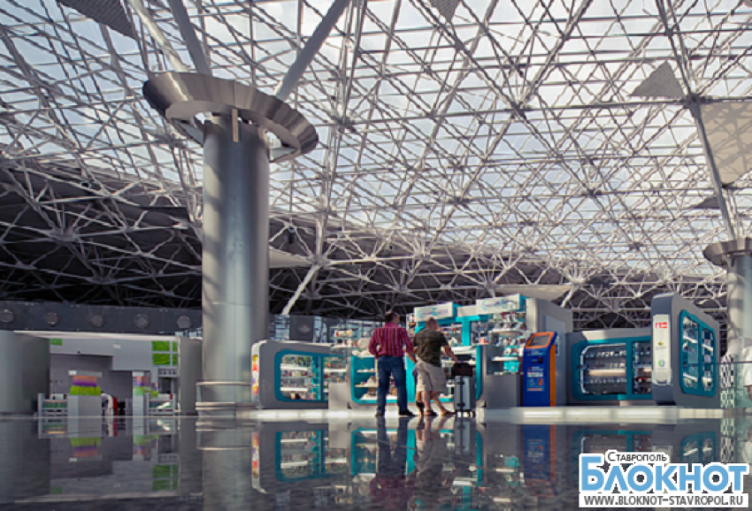 Полицейских уволили из органов за попытку переправть преступника в аэропорт Минвод из Москвы