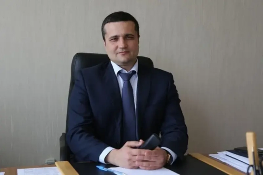 У экс-замглавы Ставрополя Кравченко забрали в доход государства машины, квартиры и гараж на 20 миллионов рублей