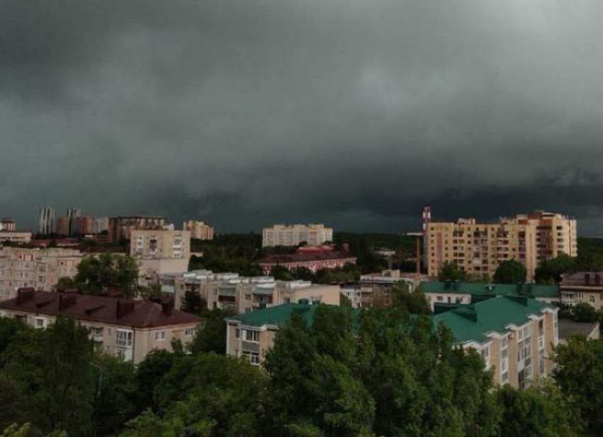 Штормовое предупреждение на Ставрополье продлили до 21 июня включительно