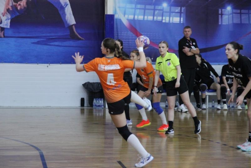 «Отгрузы» в Рузе: гандболистки «Ставрополья» оступились в Подмосковье 