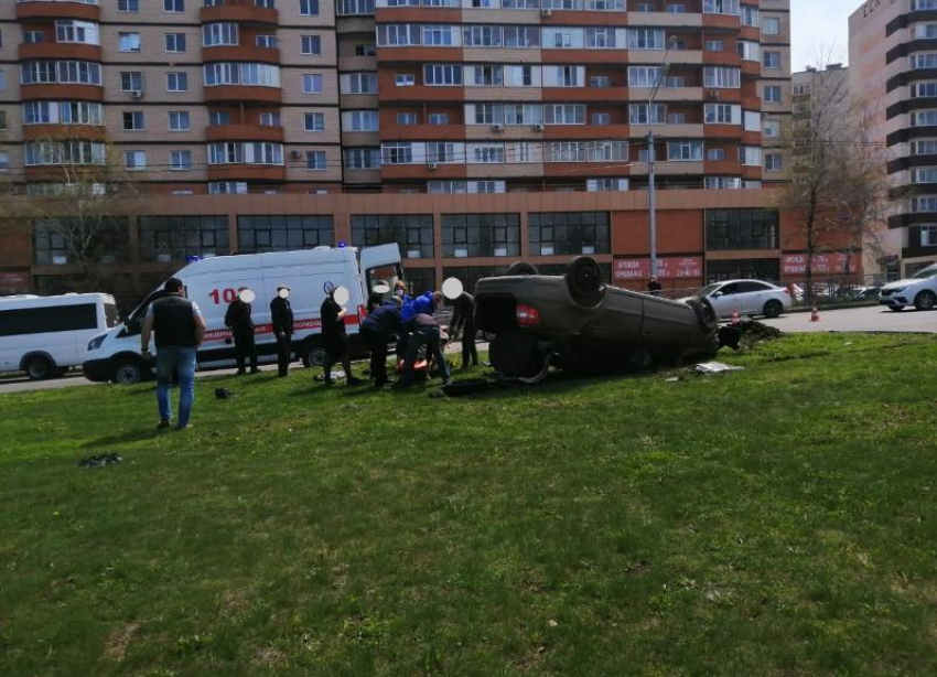 В Ставрополе в ДТП с «перевертышем» пострадали два человека