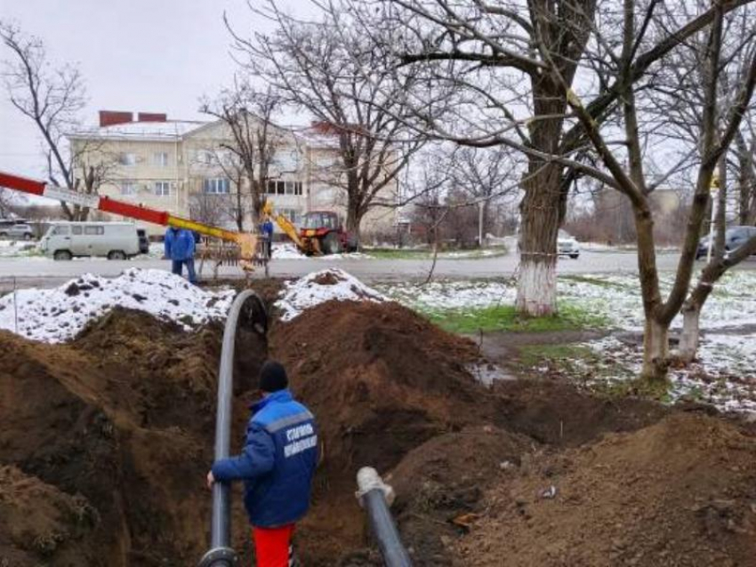 Крайводоканал продолжает обновлять сети водоснабжения в Труновском округе