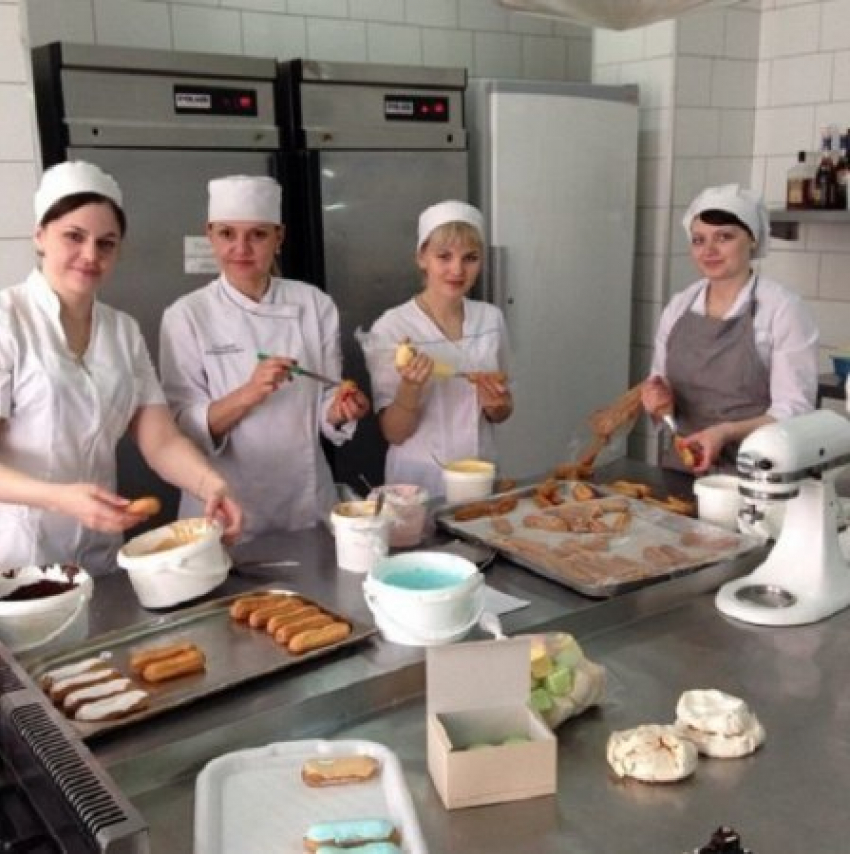 Фотографии из кондитерской в Пятигорске взбудоражили социальные сети