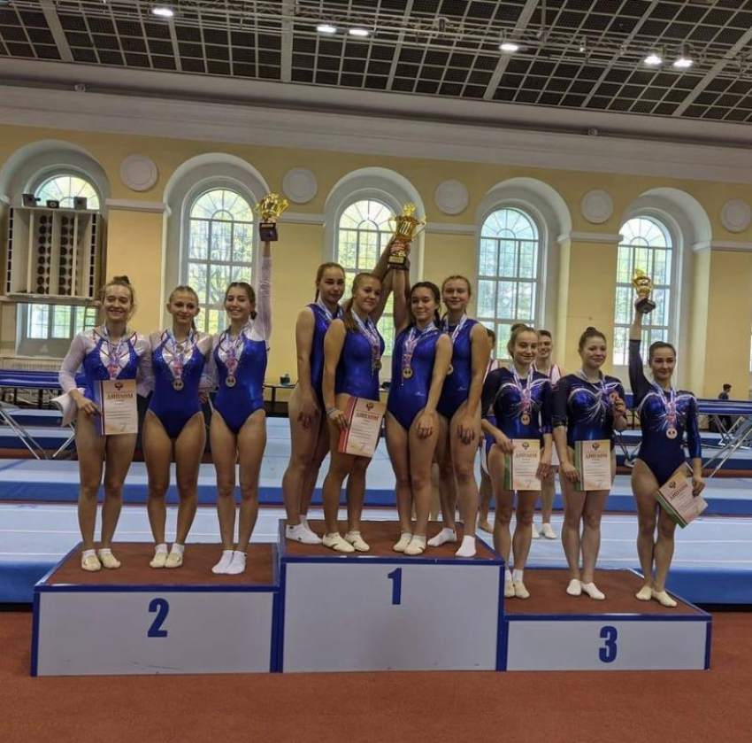 Дорожка стала золотой: ставропольские акробаты оказались вне конкуренции и в Санкт-Петербурге