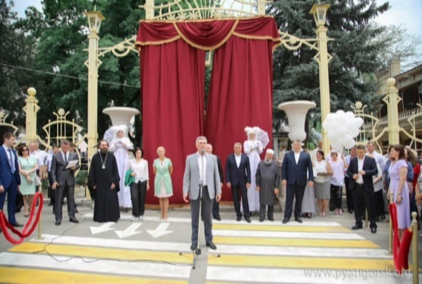 В Пятигорске после реставрации открыли парк «Цветник»