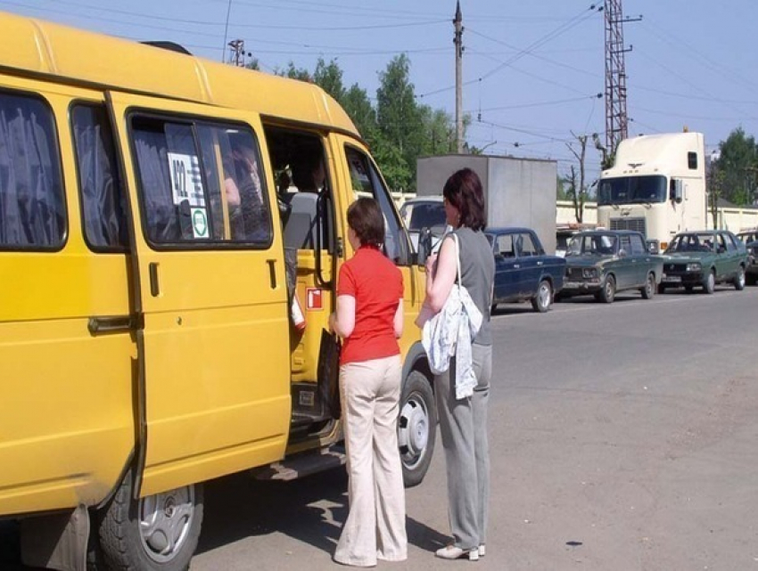 Обнаглевших водителей маршруток после жалоб горожан уволили в Ставрополе