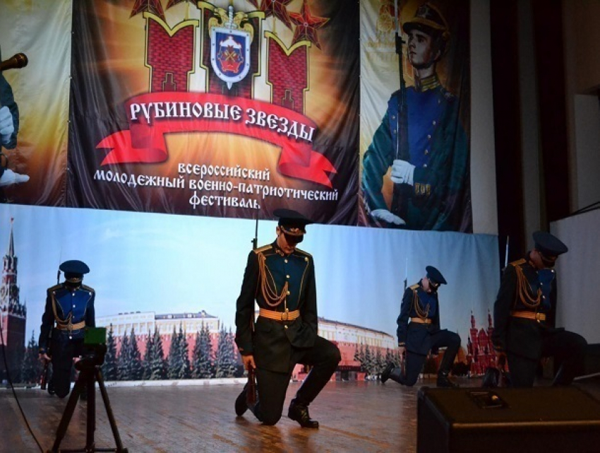 Юнармейцы из Ставрополя заслужили благодарность командира Президентского полка