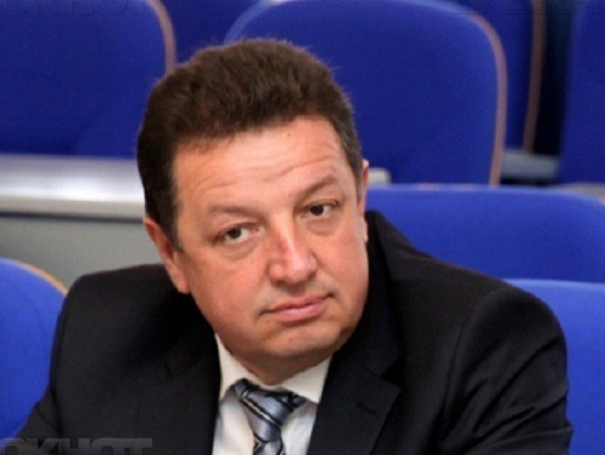 Защита экс-полпреда губернатора Ставрополья Уткина добивается его освобождения из-под стражи 