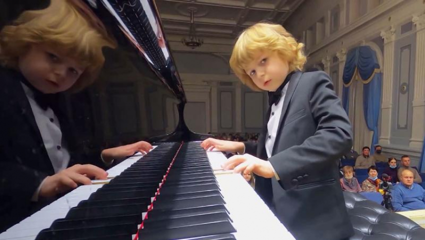 Юный житель Ставрополя выиграл Первую премию Международного конкурса пианистов в США