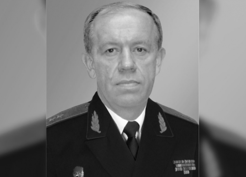 Осужденный за взятки генерал-лейтенант и экс-начальник ФСО по СКФО Геннадий Лопырев умер в больнице  
