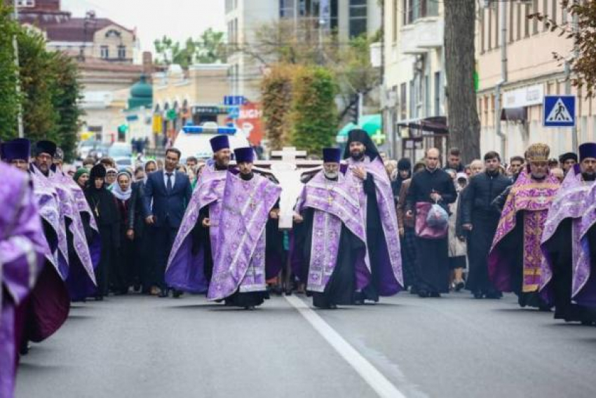 В Ставрополе на крёстном ходе пронесут крест, освященный в Иерусалиме
