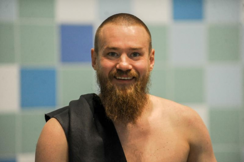 Ставропольский водный прыгун выловил из саратовского бассейна две медали 