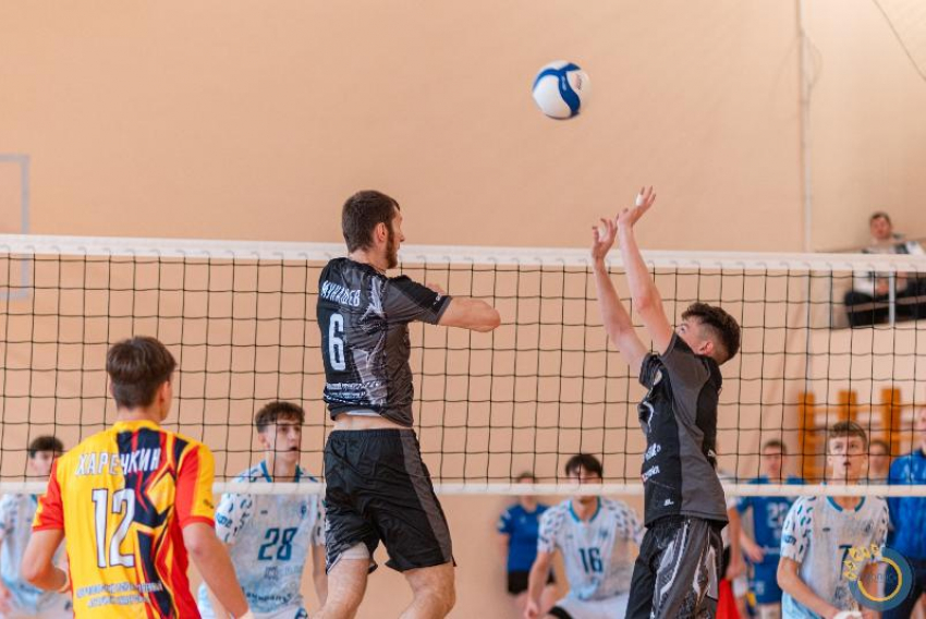 Горечь Гудауты: ставропольские волейболисты провели тур чемпионата России в Абхазии