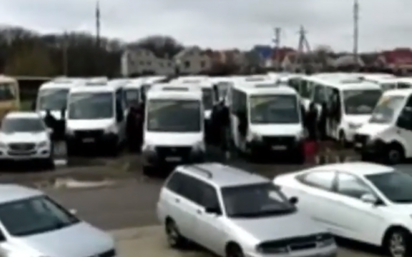 Водители маршрутного такси в Ставрополе объявили забастовку