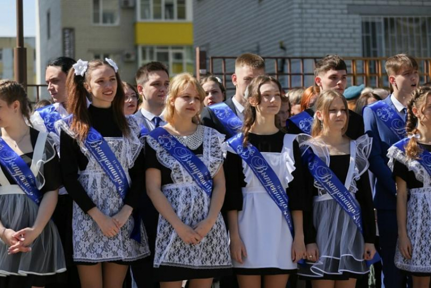 Двоечники и умники школьного двора: как ставропольские выпускники справились с ЕГЭ-2024