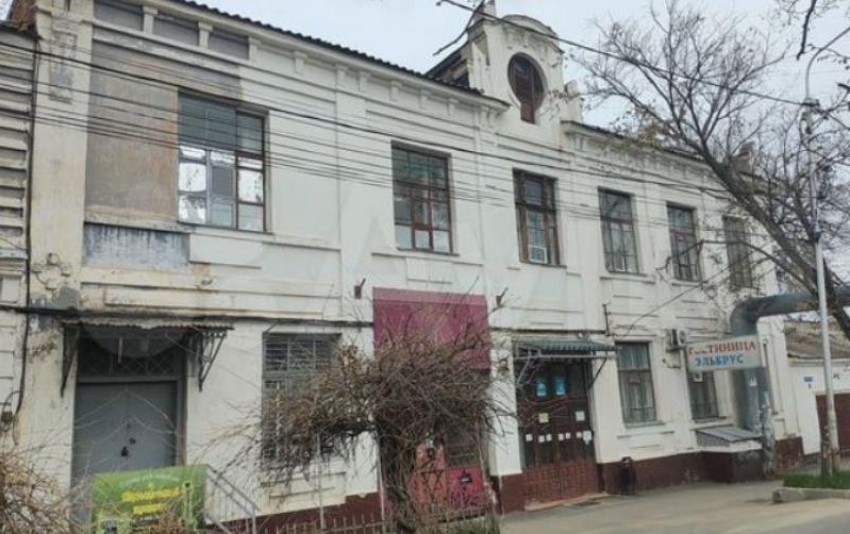 Знаменитую гостиницу «Эльбрус» в Ставрополе продают за 179 миллионов рублей