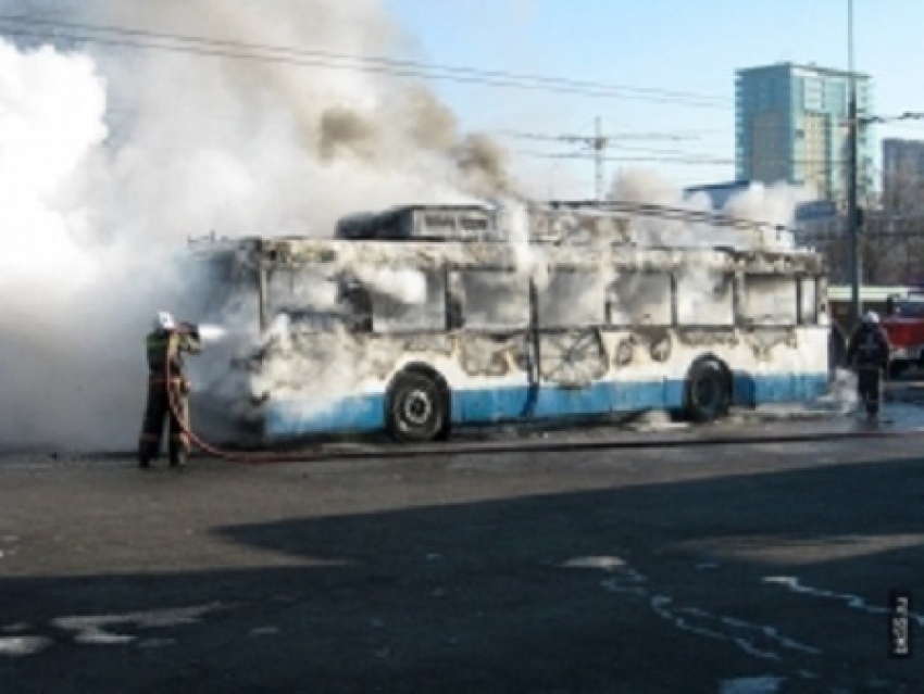 Троллейбус горел в юго-западном районе Ставрополя