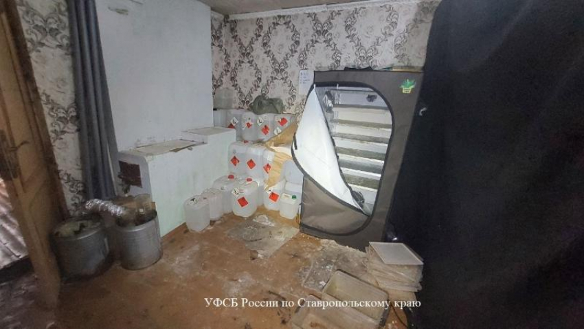 Незаконную нарколабораторию и более 3-х килограммов запрещенных веществ обнаружили на Ставрополье
