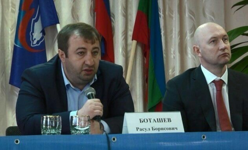 Эксперты: «ЕР» не станет выдвигать на выборы победителя праймериз в КЧР