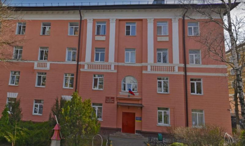 Студентку жестоко избила группа девушек в ставропольском общежитии и снимала на камеру