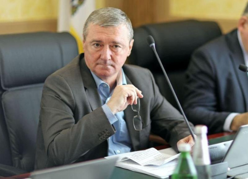 «Ставрополем в ручном режиме управляет губернатор»: зампред краевой думы о выборах мэра