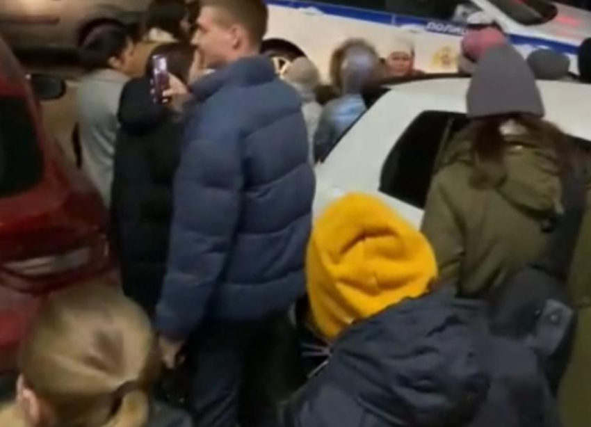 В Ставрополе эвакуировали посетителей ЦУМа и гипермаркета «Лента» на выезде из города  