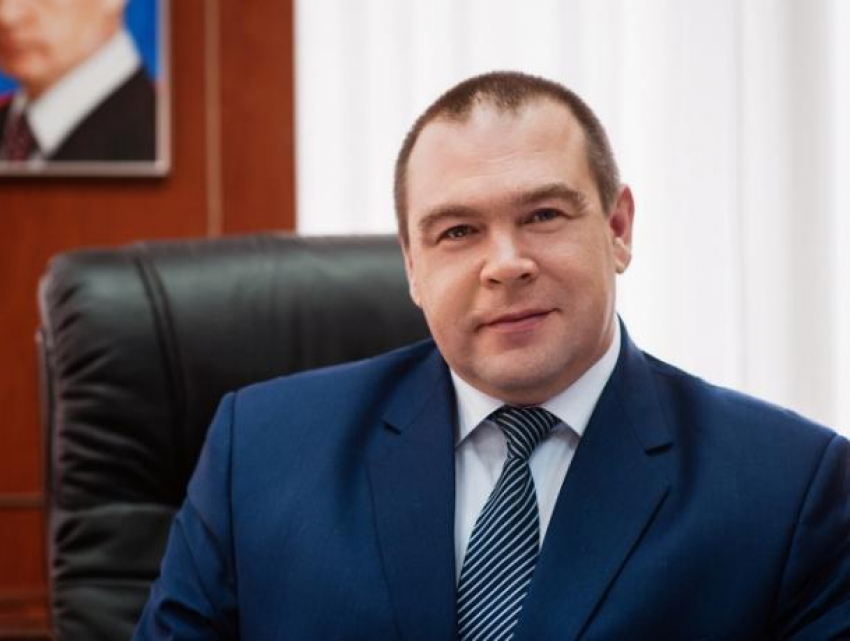 Глава Невинномысска вступил в «Единую Россию» 