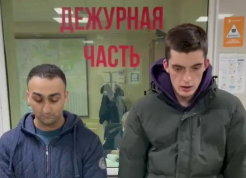Разрушившие четыре подъезда в Ставрополе парни публично извинились перед жильцами 