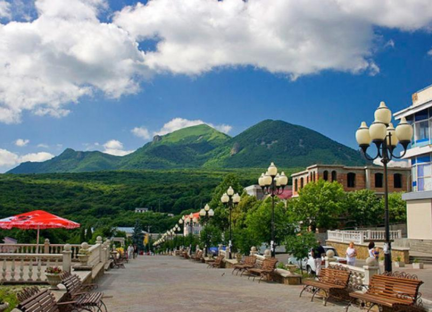 Курортно-туристический сезон на Северном Кавказе начнется с 1 июля
