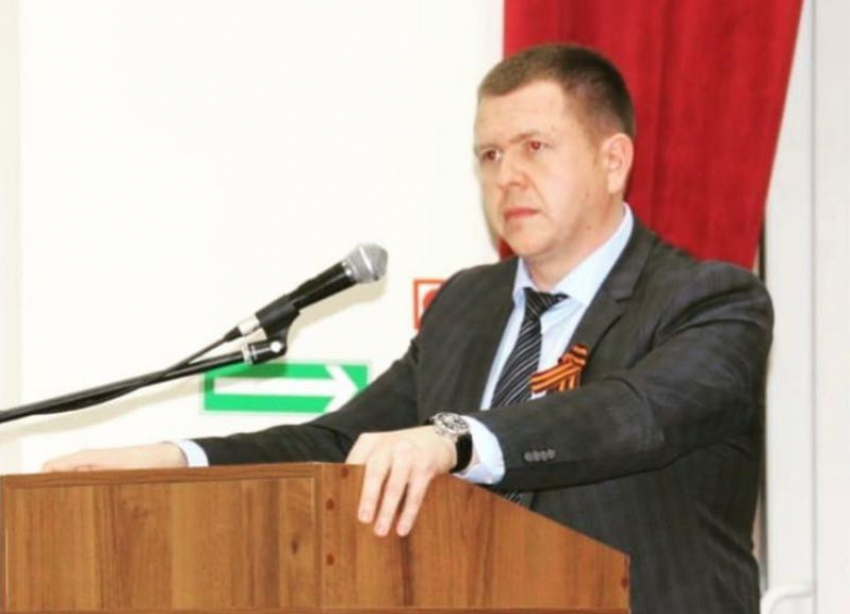 Экс-замглавы администрации Новоалександровского округа Игоря Картишко подозревают в мошенничестве 