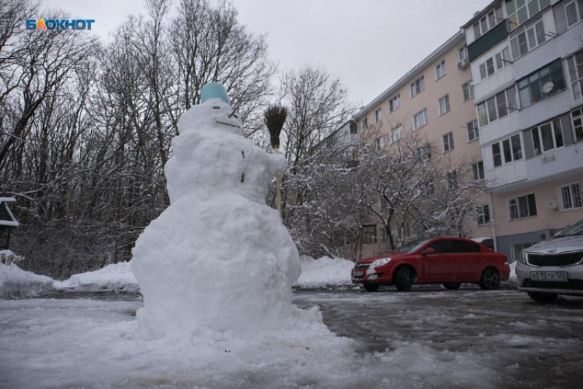 Сильный мокрый снег и ураганный ветер: опасную погоду прогнозируют синоптики в Ставропольском крае