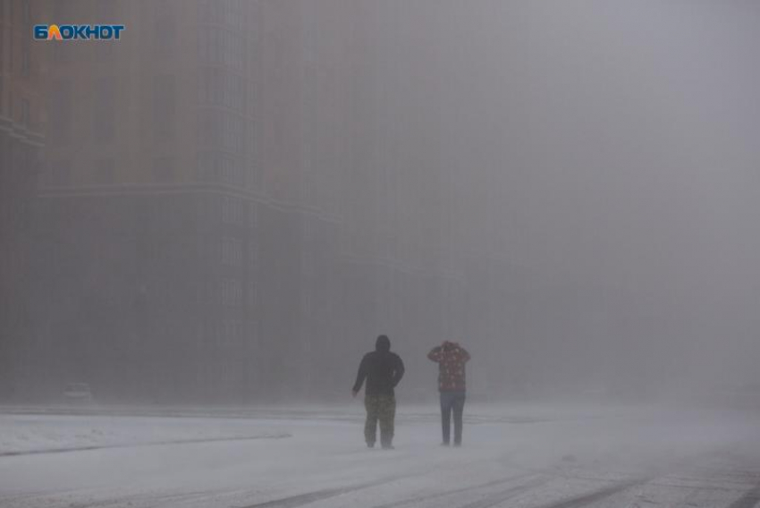 Штормовое предупреждение продлили до 26 января на Ставрополье 