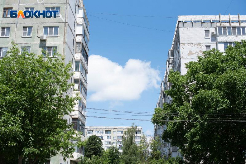 Штормовое предупреждение из-за угрозы ливней и жары продлили на Ставрополье