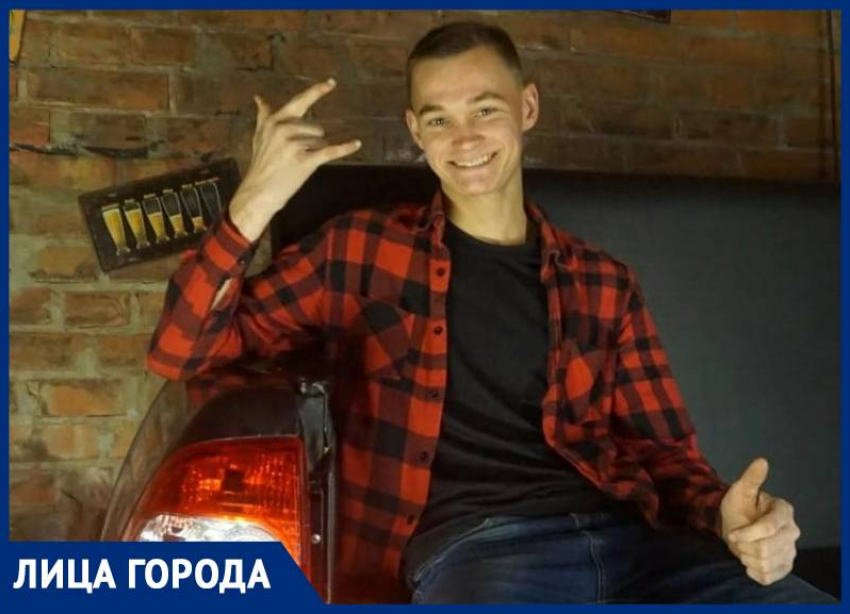 Ставропольский Кулибин изобрел остановку на колесах и попал в топы и полицию — рассказываем о Сергее Артюшенко