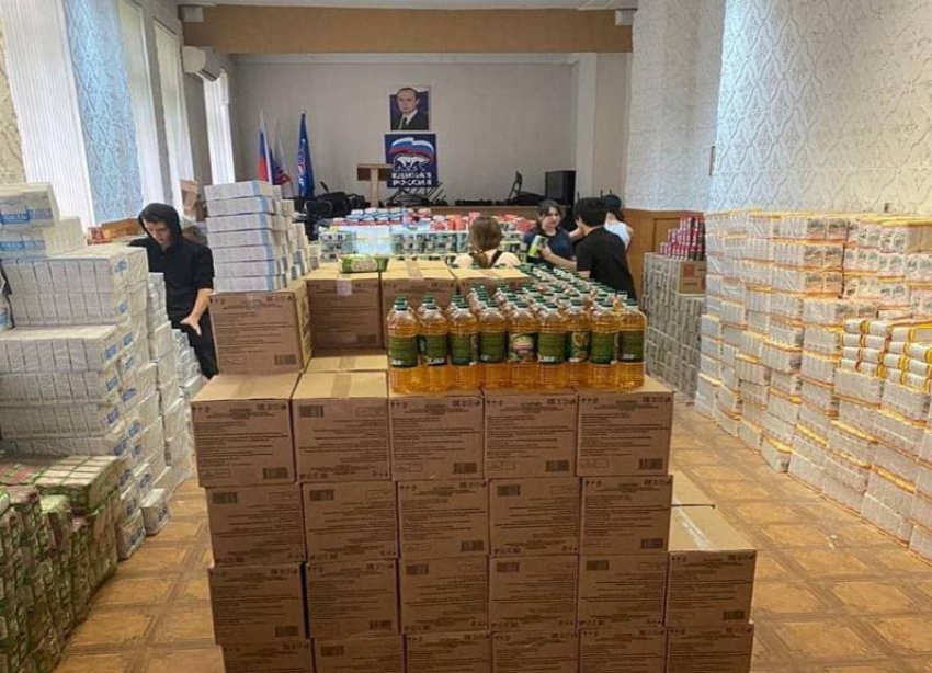 На Ставрополье открыли сбор гуманитарной помощи для беженцев из ДНР и ЛНР