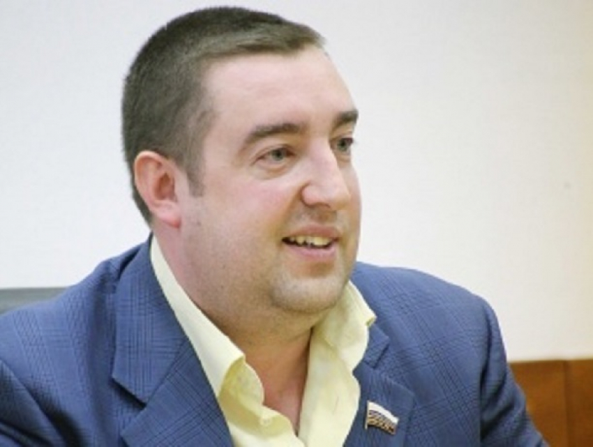 Депутат Дроздов отделался штрафом в три тысячи рублей после скандальной аварии с автобусом в Ставрополе