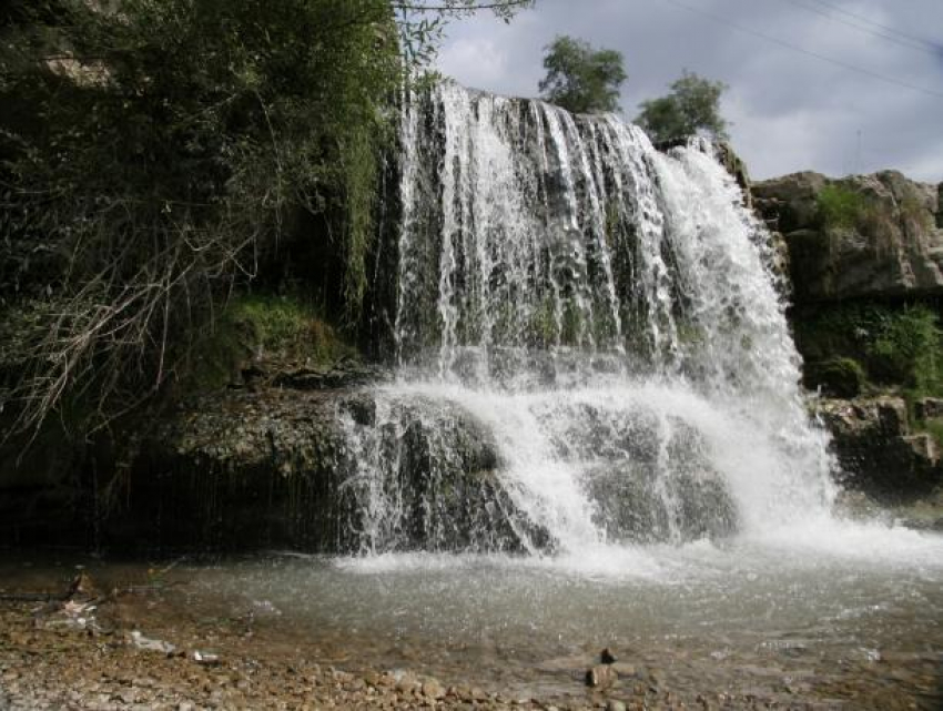 Водопады Кисловодска признали одними из самых красивых в стране