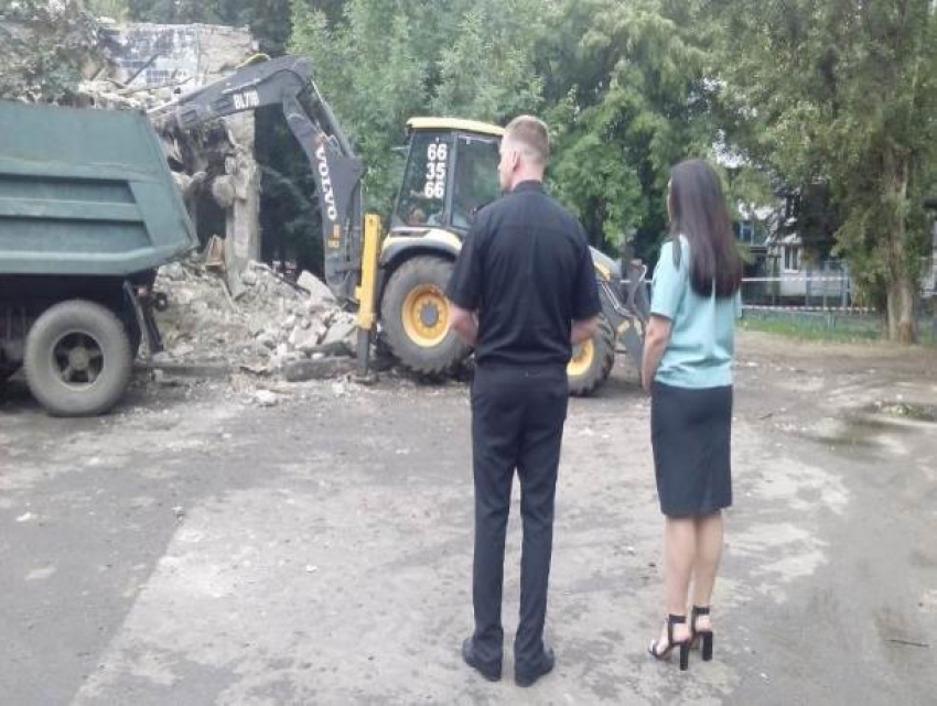 В Ставрополе снесли незаконно построенное 20 лет назад здание