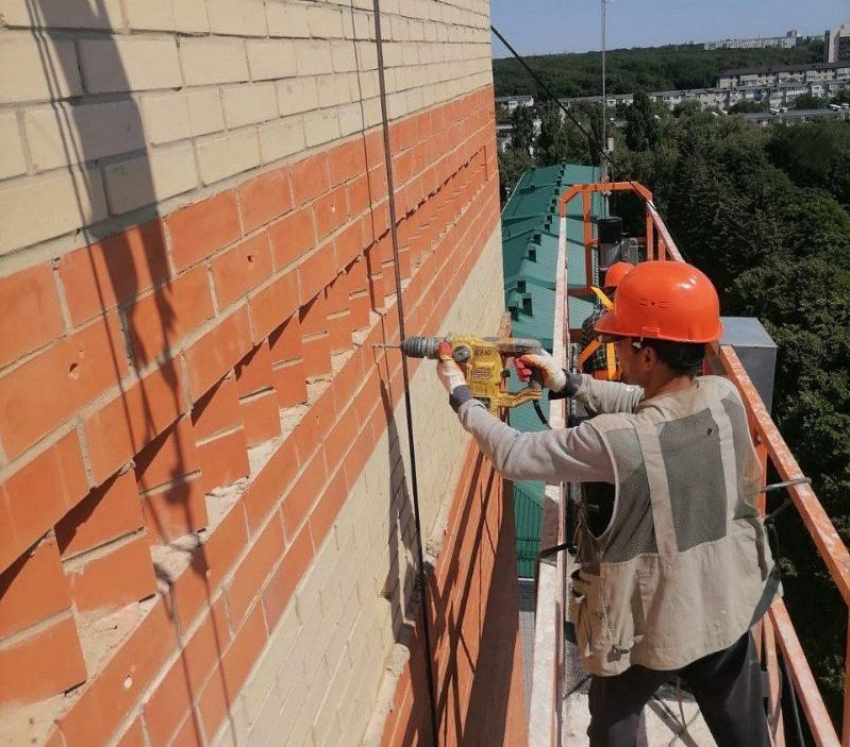 В мэрии отчитались о ходе работ на многострадальной многоэтажке по 50 лет ВЛКСМ в Ставрополе
