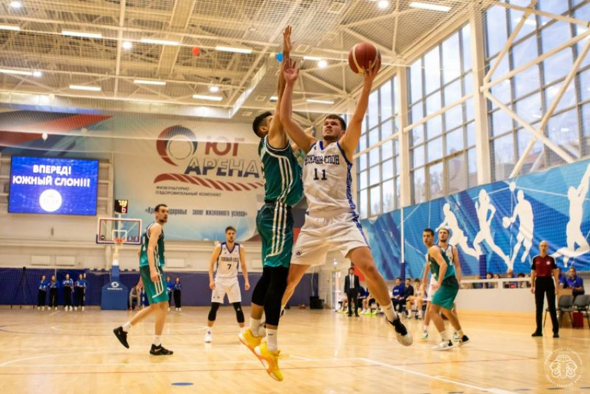 Одна победа в восьми матчах: ставропольские баскетболисты неудачно начали чемпионат страны