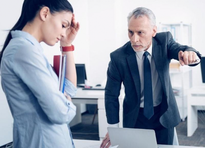 Порядка 25% сотрудников российских компаний сталкивались с понуждением руководства вакцинироваться