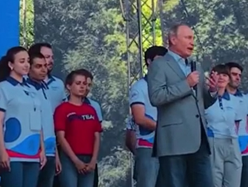 "В этом сила!": Путин вдохновил молодежь России на форуме «Машук» в Пятигорске