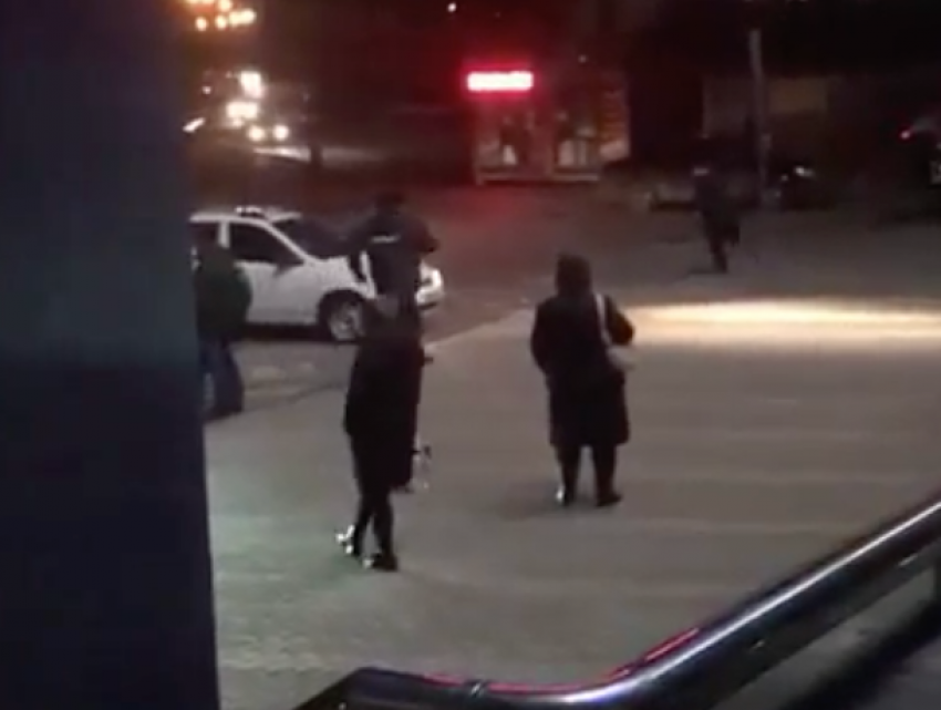 Побег от полицейских мужчины в неадекватном состоянии попал на видео в Минеральных Водах