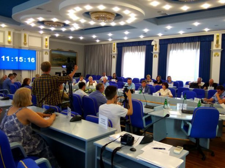 "Повышению пенсионного возраста - нет": общественники и депутаты жестко раскритиковали скандальный законопроект на «круглом столе» в Ставрополе
