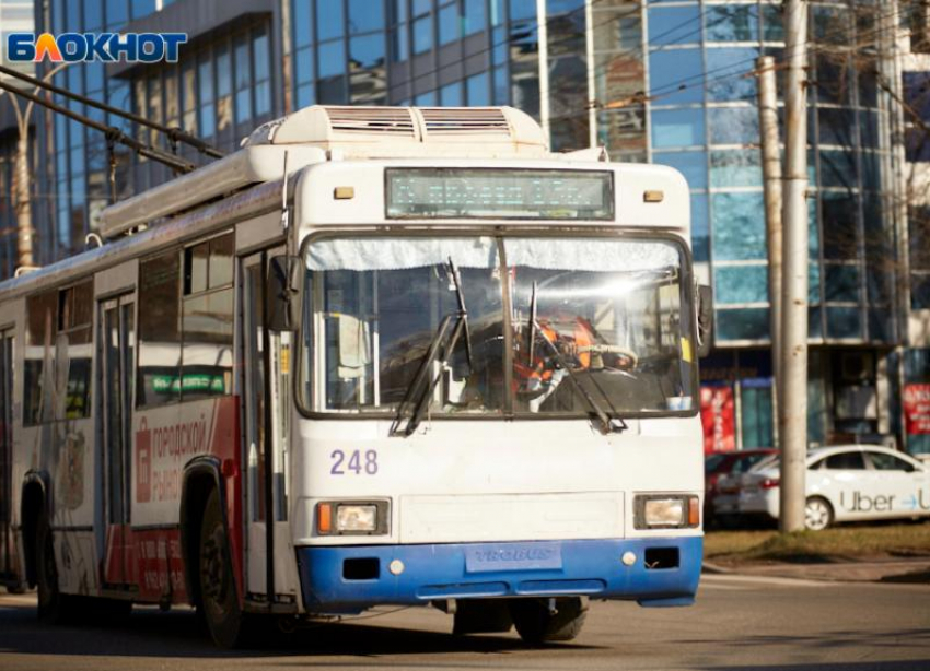 Проезд в троллейбусах в Ставрополе подорожал на один рубль